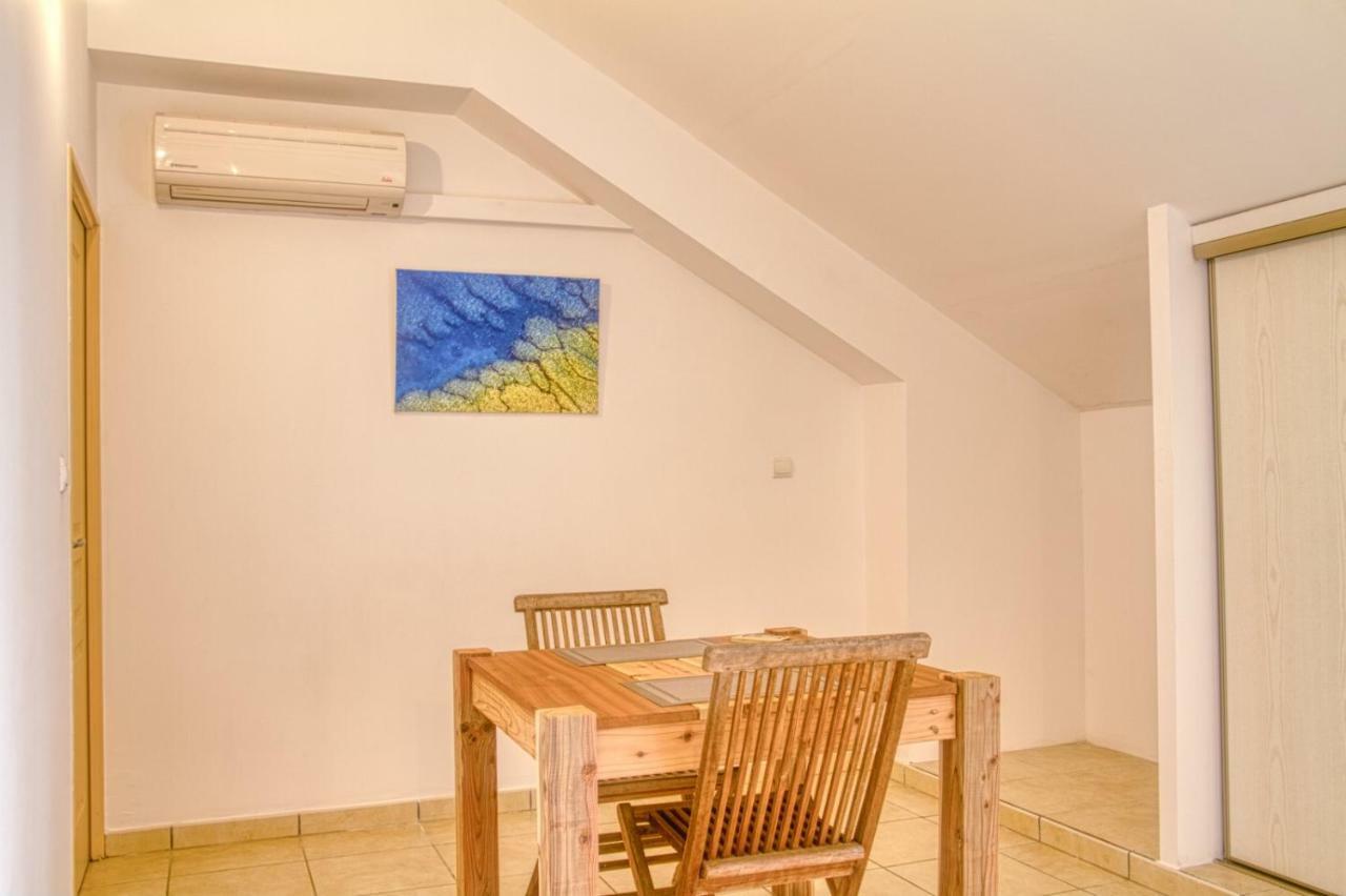 Appartement Bakkasab St Gilles à Saint-Gilles Les Bains Extérieur photo